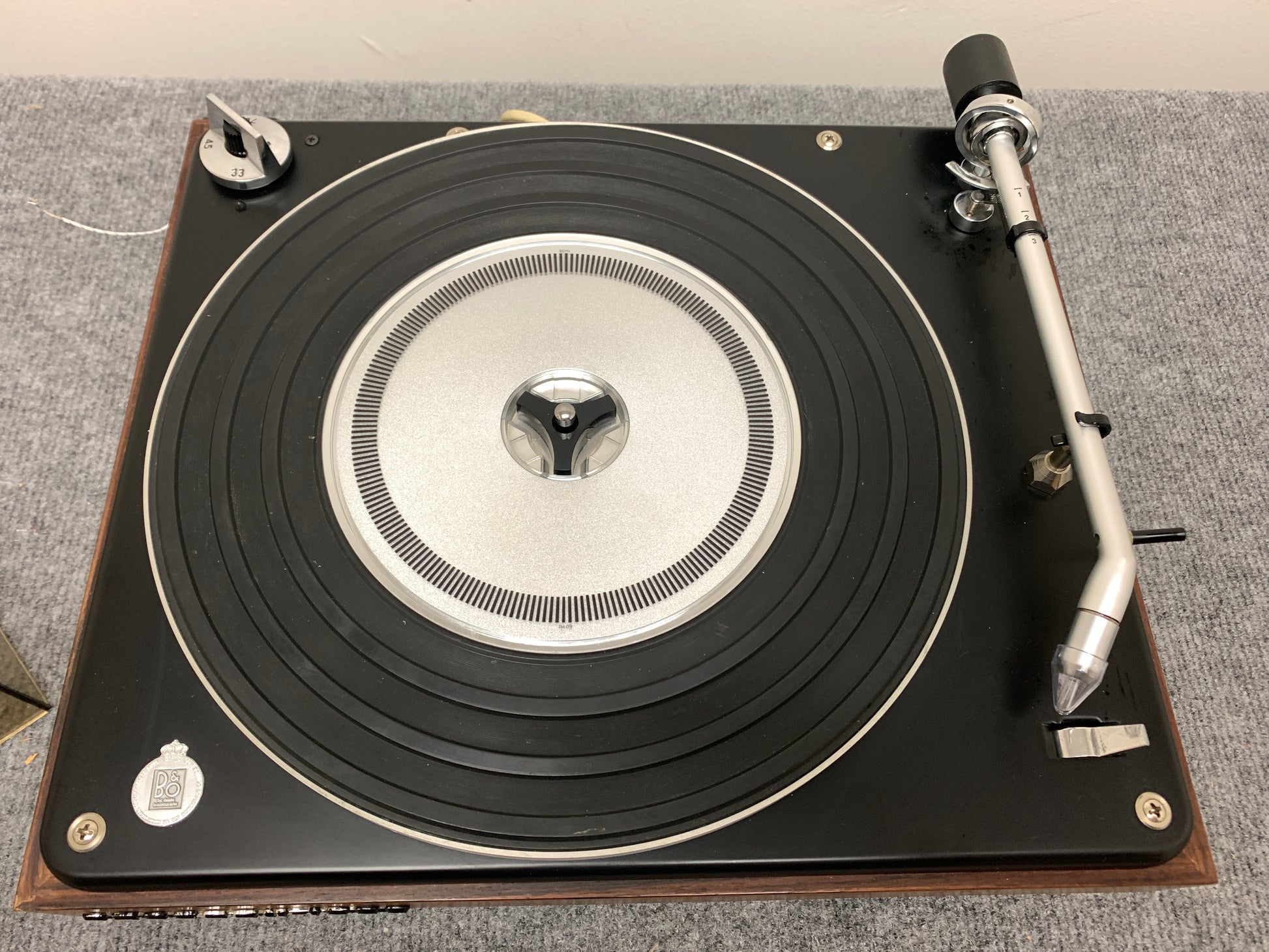 Bang & Olufsen - Beogram 1000, restauré Table tournante Bang & Olufsen - Beogram 1000, restauré Table tournante