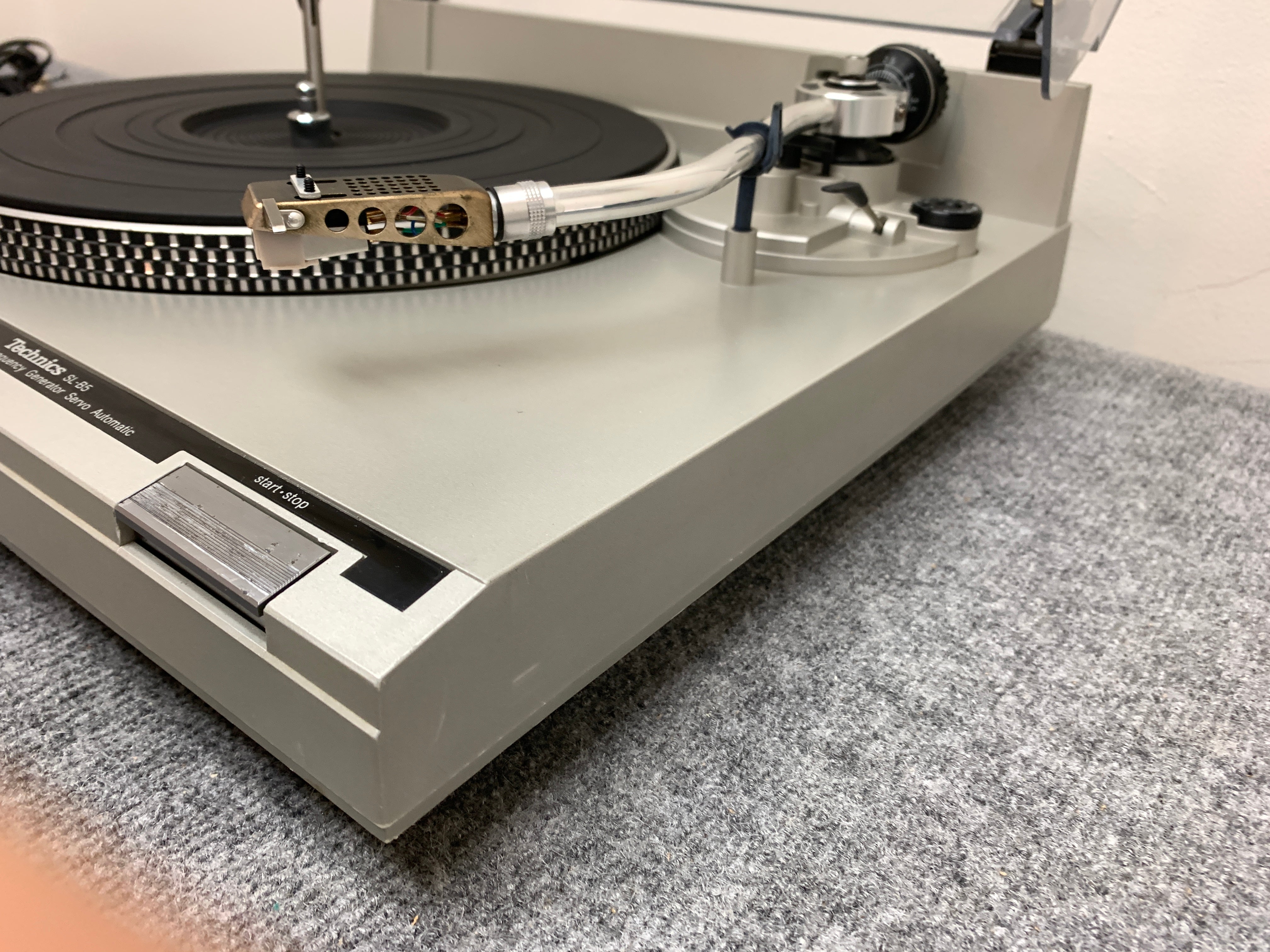 Technics SL-B5 Fully Automatic Record Changer (1980) – The