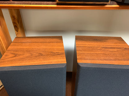 JBL P30 Stereo Speakers