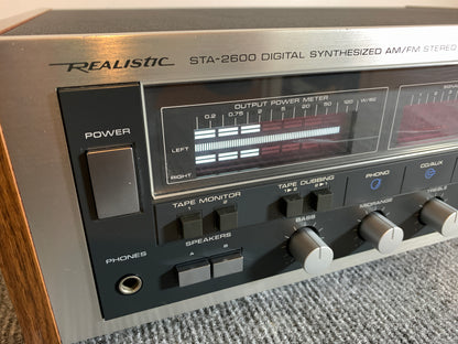 Realistic STA-2600 Stereo Receiver