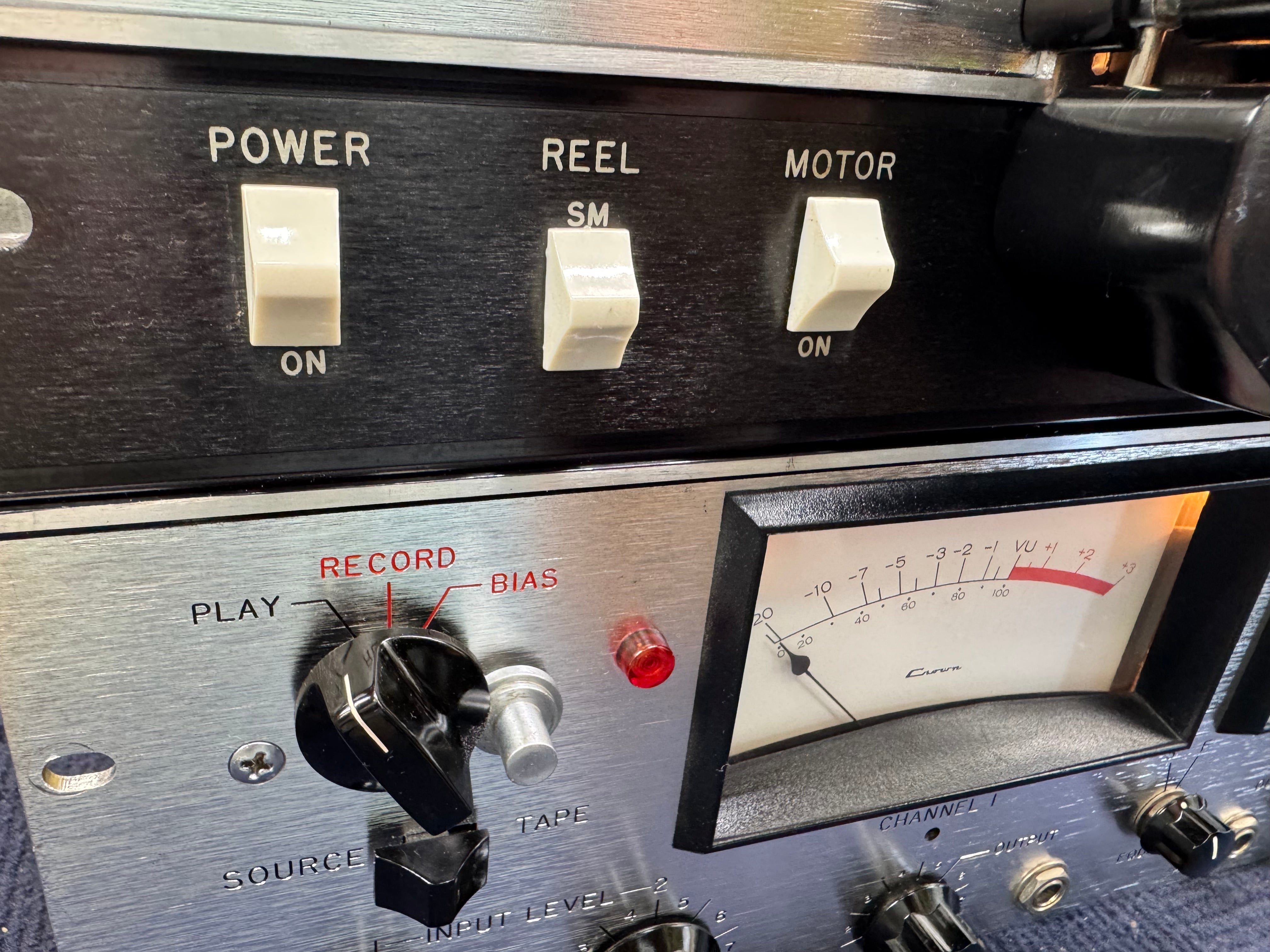 Crown 800 Series Model SX-824 * Reel to Reel Recorder – The