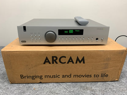 Arcam FMJ - C31 Stereo Preamplifier * Remote * Box
