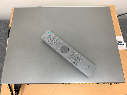 Arcam FMJ - C31 Stereo Preamplifier * Remote * Box