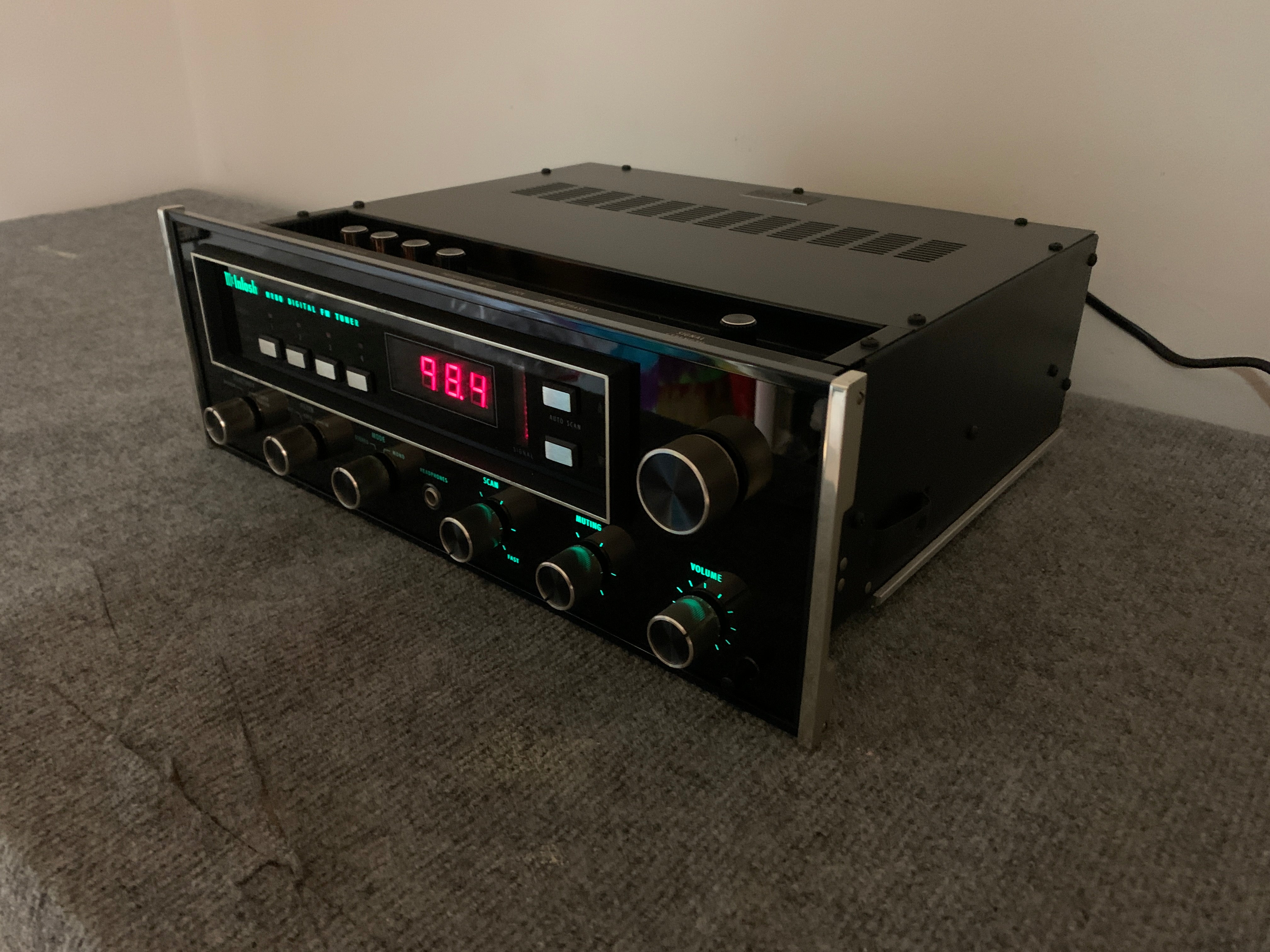 McIntoshマッキントッシュ MR74～☆FMAMチューナー ガラスパネル