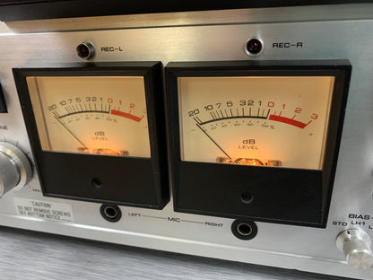 Pioneer RT-1020L  Three Motor Three Head Stereo Tape Deck (1974-77)