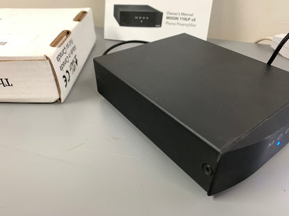 Sim Audio MOON 110LP V2 Phono Preamplifier * Box
