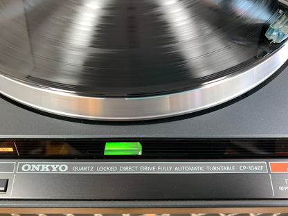 Onkyo CP-1046F Turntable