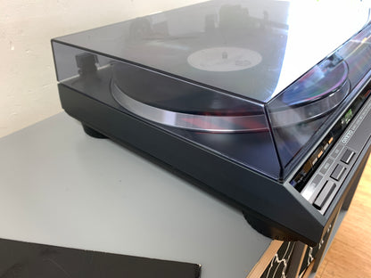Onkyo CP-1046F Turntable