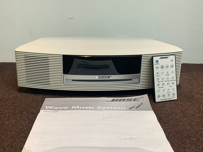 Bose Wave Music System Radio CD Player White w/ Remote & Instructions