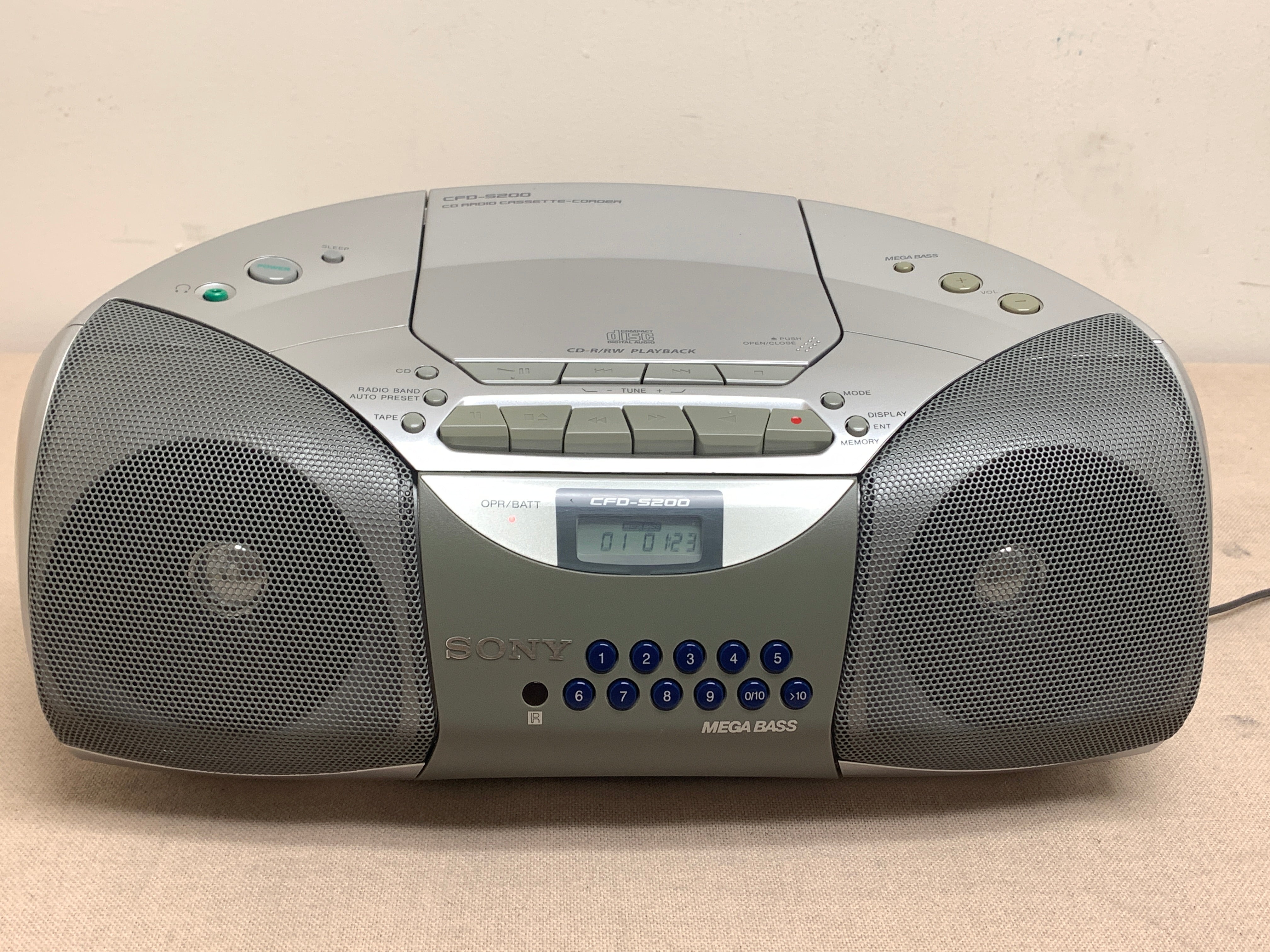 Sony CFD-5200 CD Cassette AM FM Radio Boombox