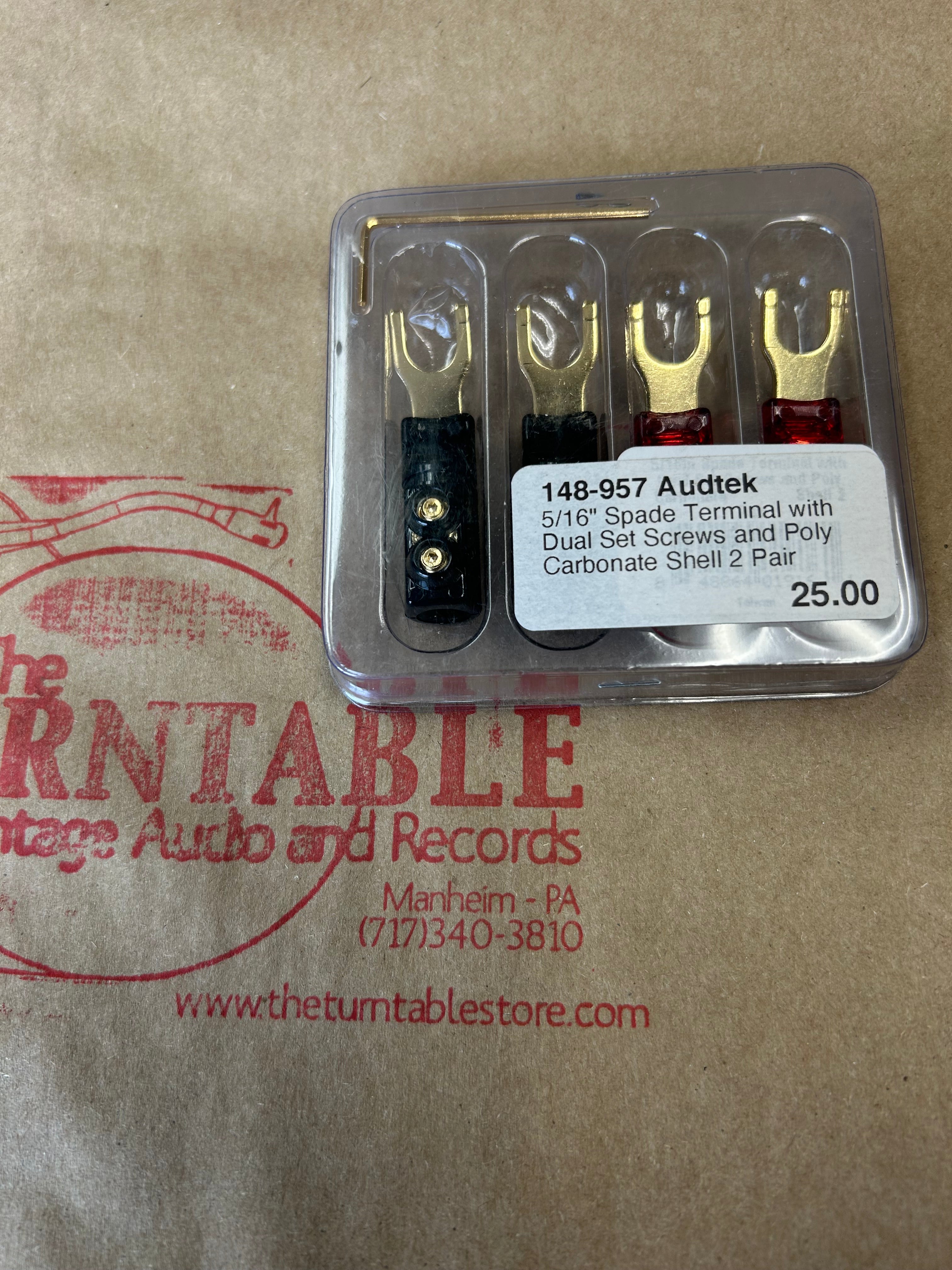 Audtek 5/16" Spade Terminal with Dual Set Screws and Poly Carbonate Shell - 2 Pairs