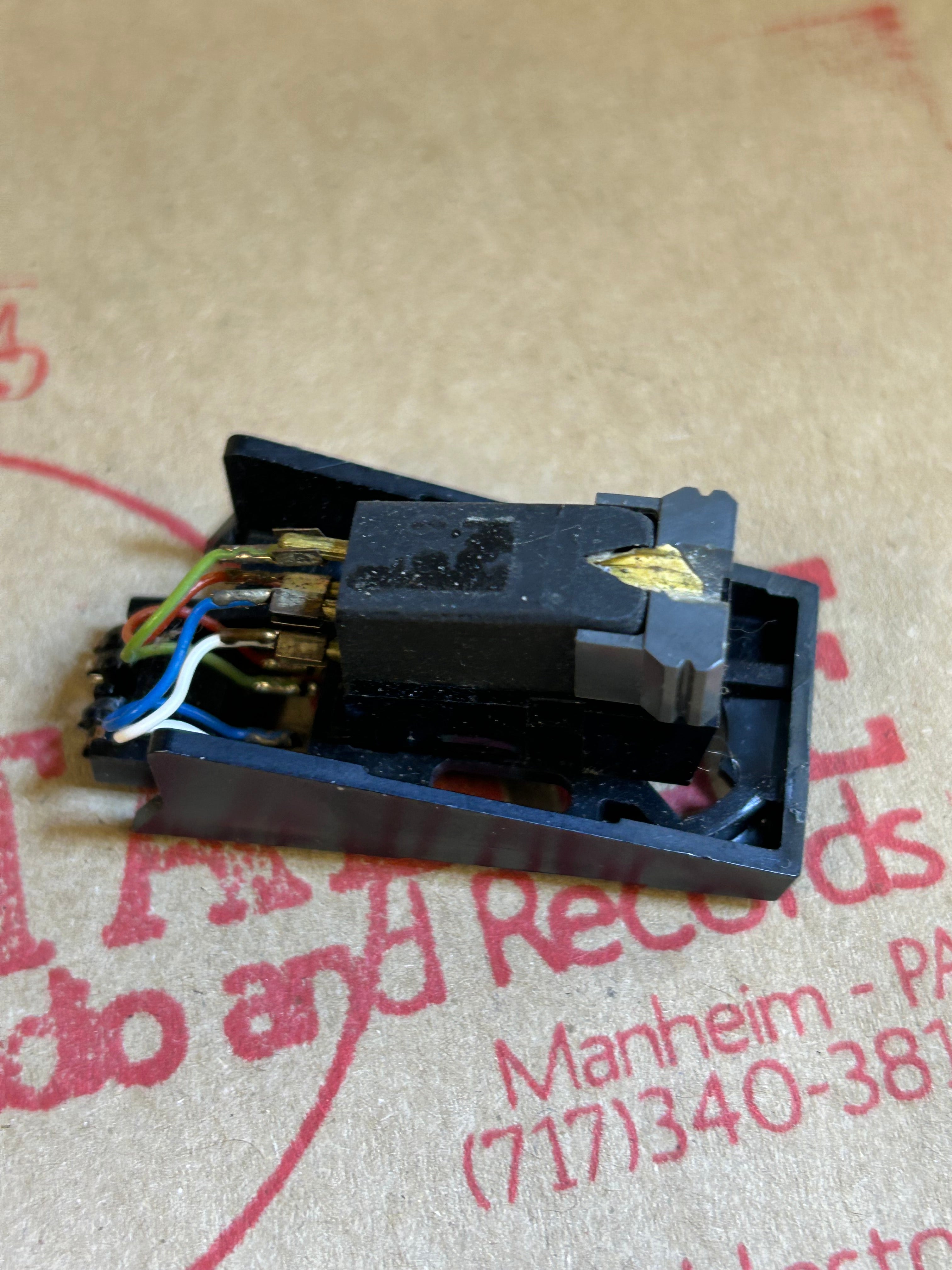 Dual TK-126 Headshell with Shure M91 MG-D * Needs new Stylus *