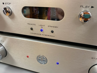 Accustic Arts DRIVE1 and Upgraded DAC1 * Cd Transport and DAC * Remote * Manuals * Boxes