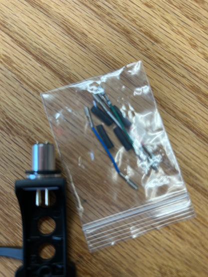 Universal Headshell with Lead Wires