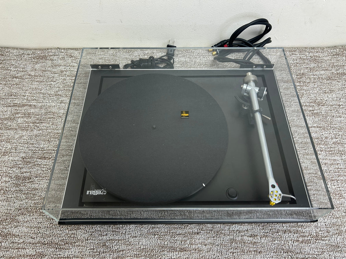 Rega Planar 25 Turntable * Silver RB600 Tonearm * Rega EXACT Cartridge * Glass Platter * Fully Serviced