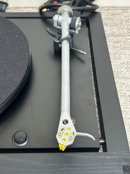 Rega Planar 25 Turntable * Silver RB600 Tonearm * Rega EXACT Cartridge * Glass Platter * Fully Serviced