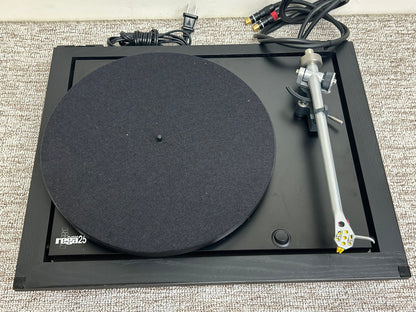 Rega Planar 25 Turntable * Silver RB600 Tonearm * Rega EXACT Cartridge * Glass Platter * Fully Serviced