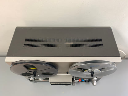 Realistic TR3000 Reel to Reel * Reels are not included