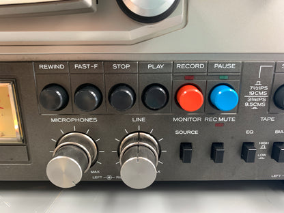 Realistic TR3000 Reel to Reel * Reels are not included