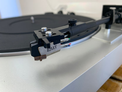 Realistic LAB310 Turntable * Box *