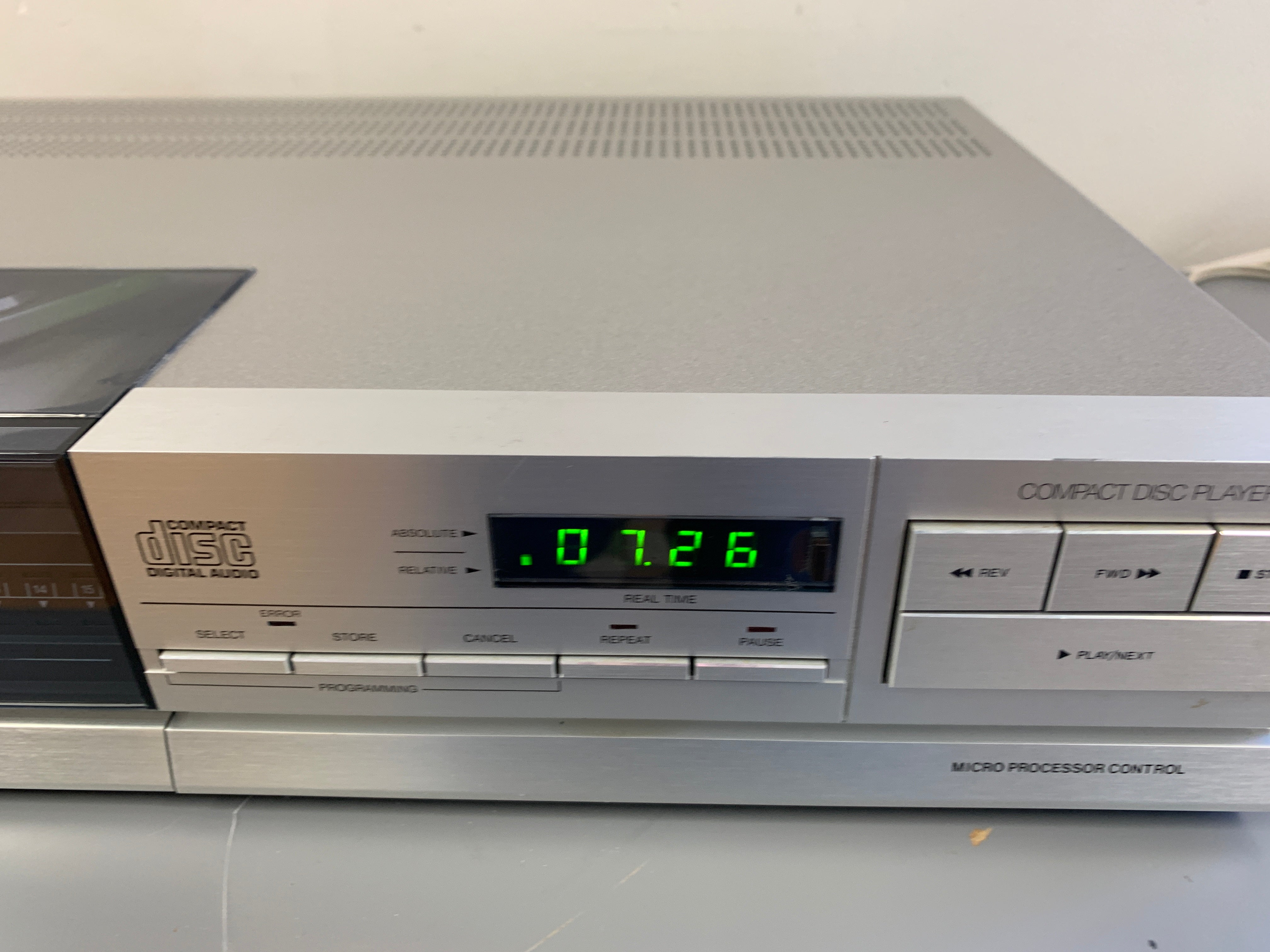 1984 Sylvania FDC303 Single CD Player ( Philips CD303 / Magnavox
