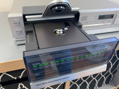 1984 Sylvania FDC303 Single CD Player ( Philips CD303 / Magnavox FD3030 )