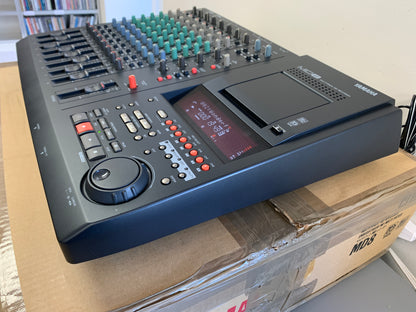 Yamaha MD8 Multi-Track Minidisc Recorder * Original Box * Manuals