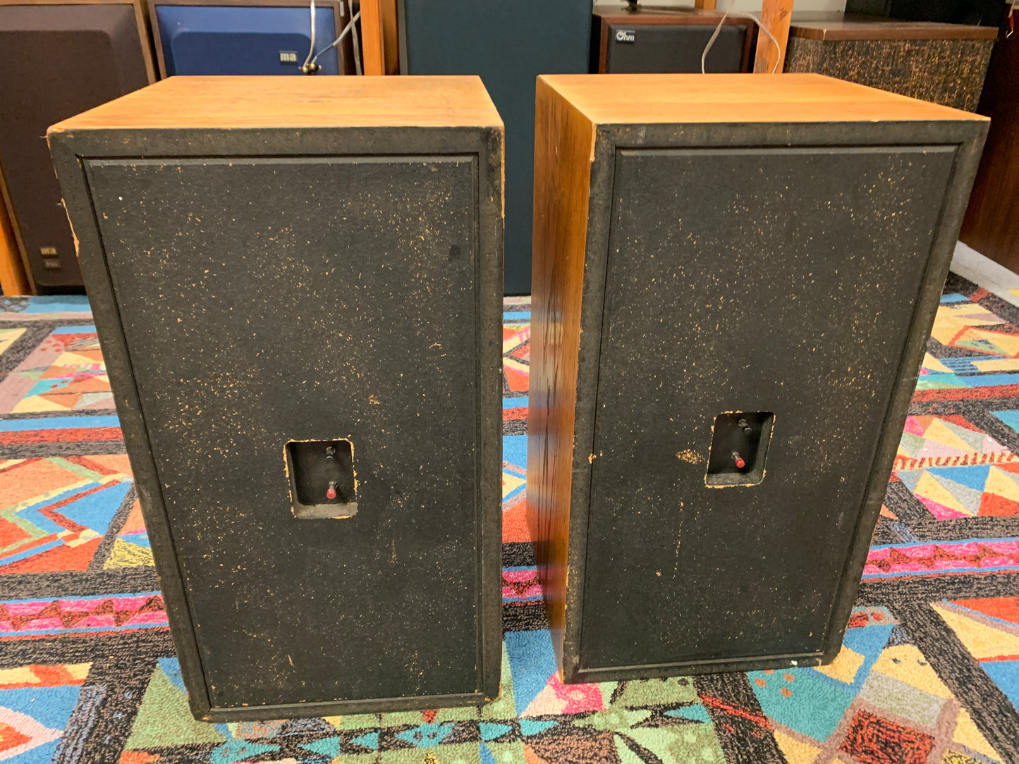 JBL Decade L26 Floor Standing Speakers * Original Blue Grills * 1978