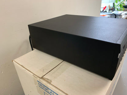 Musical Fidelity M1ViNL MM MC phono stage * Box