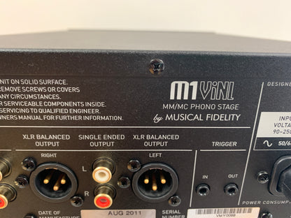 Musical Fidelity M1ViNL MM MC phono stage * Box
