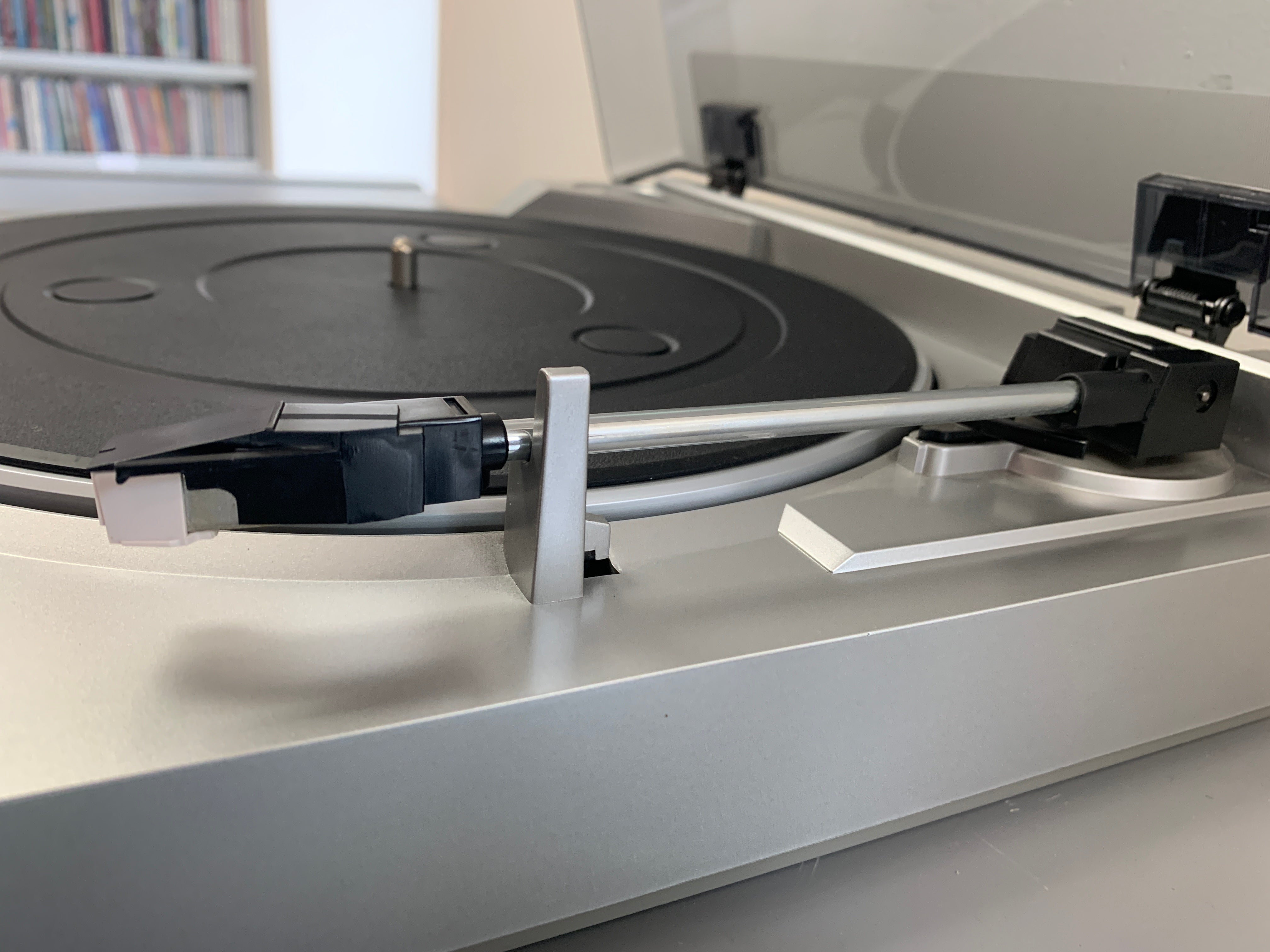 aiwa PX-E860 20枚レコード付き Aiwa PX-E860 Belt Drive Turntable – The Turntable Store