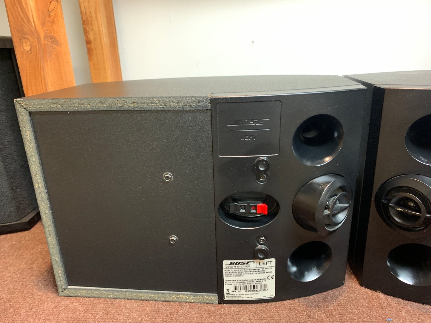 Bose 301 Series V  Bookshelf Speakers