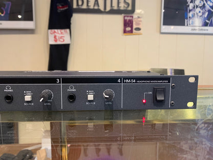 Mackie HM-54 Headphone Amplifier * 4 Channels
