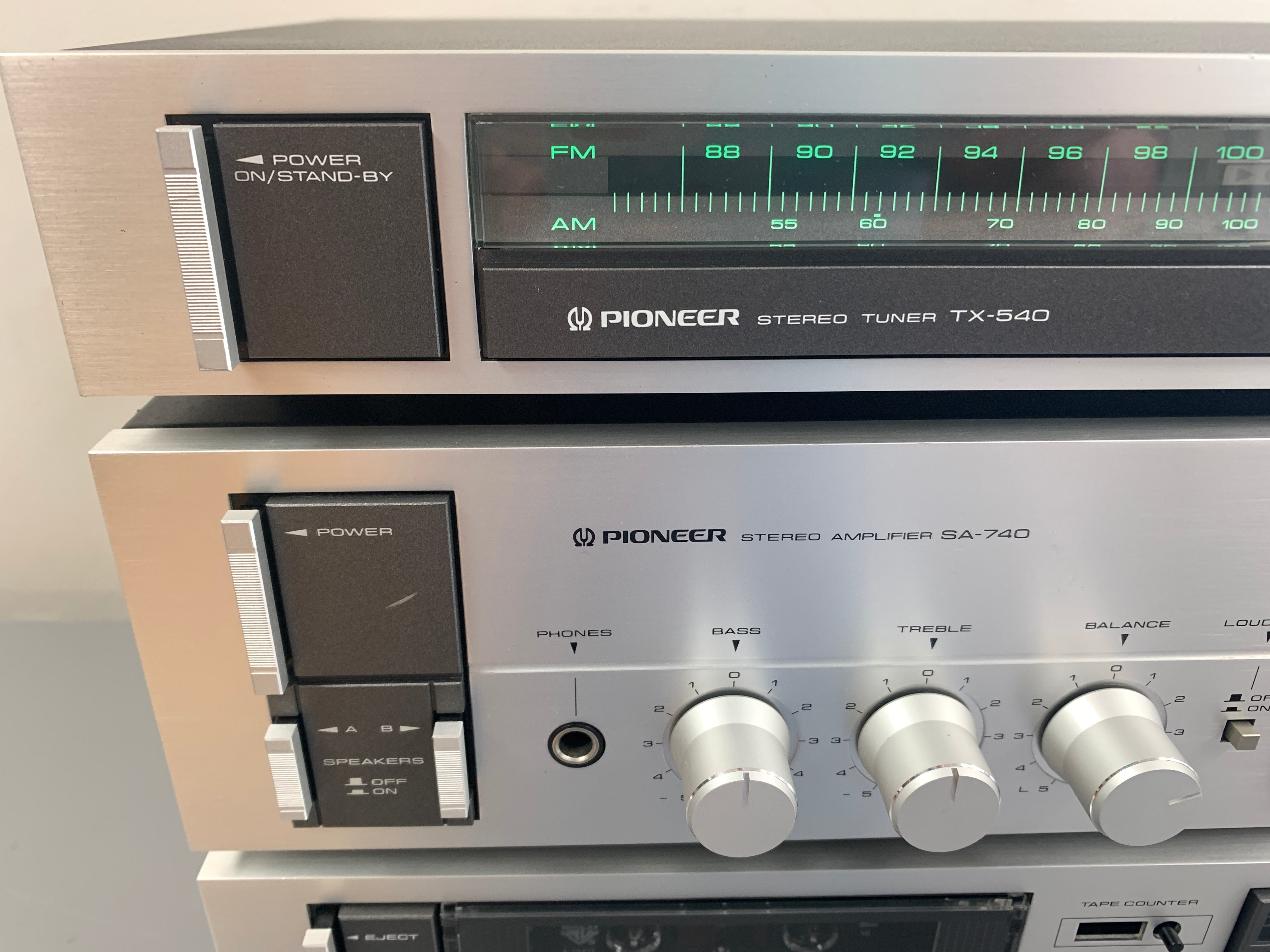 Pioneer Set * SA-740 Integrated Amplifier * TX-540 Tuner