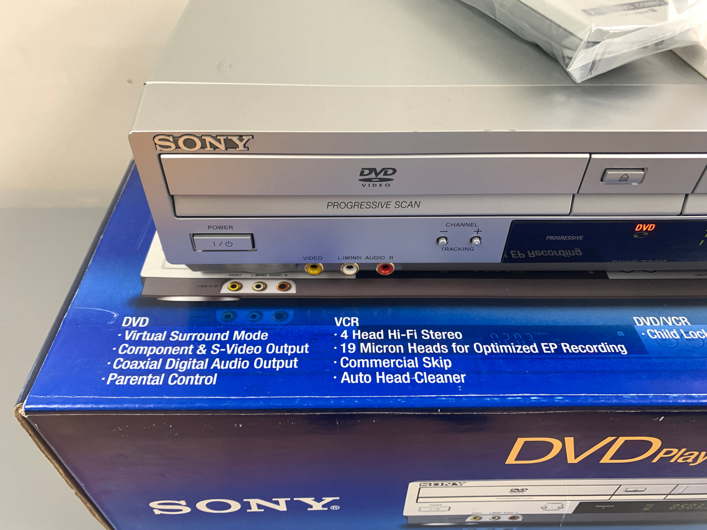 Sony SLV-D370P DVD/VHS Combo * New Open Box * Remote * Manual * Cables