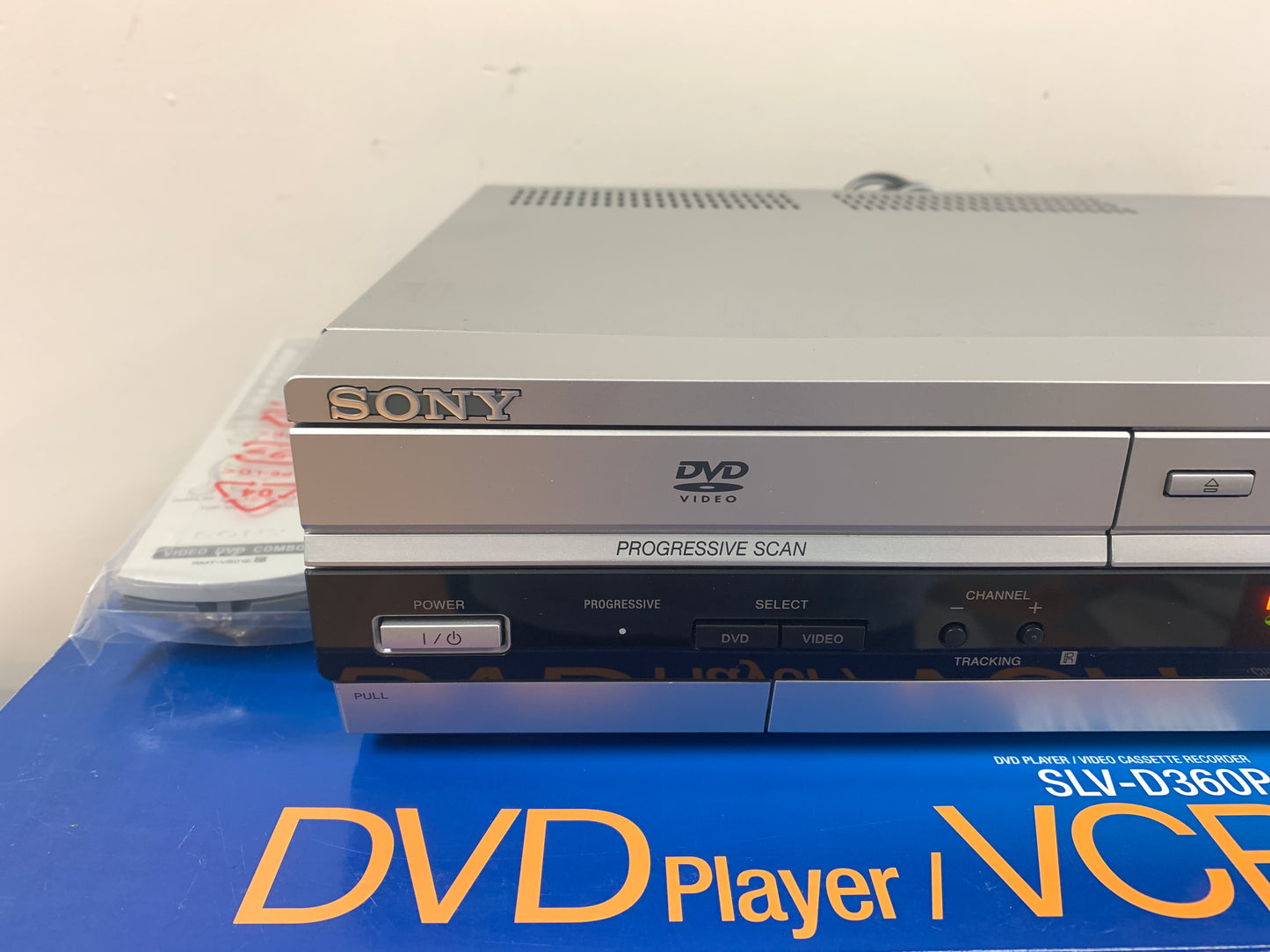 Sony SLV-D360P DVD/VHS Combo * Remote * Box