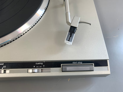 Technics SL-Q300 Turntable with NEW AT81CP Cartridge