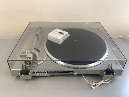 Technics SL-Q300 Turntable with NEW AT81CP Cartridge