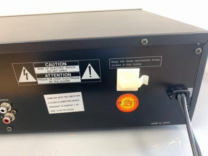 Luxman DC-114 CD Player * 6 Disc Magazine * Single Slot Player