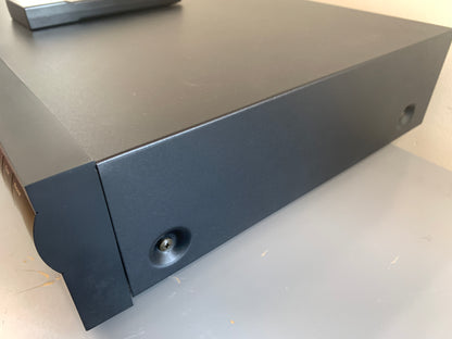 Harman Kardon HD7450 SIngle CD Player - Remote Control