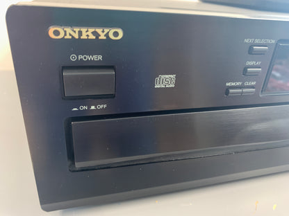 Onkyo DX-C370 Compact Disc Changer * 6 Discs * Remote Control