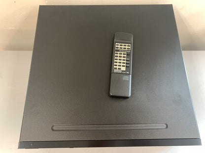 Onkyo DX-C370 Compact Disc Changer * 6 Discs * Remote Control