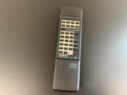 Onkyo DX-C370 Compact Disc Changer * 6 Discs * Remote Control