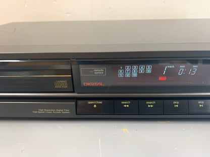 Technics SL-P220 Single Compact Disc Player