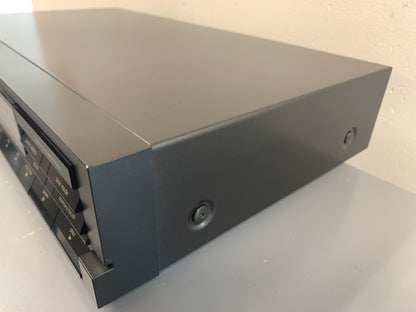 Technics SL-P220 Single Compact Disc Player