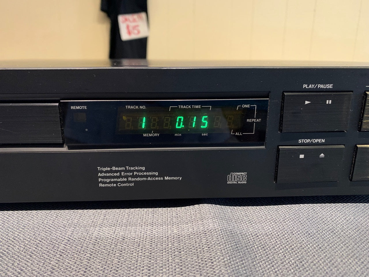 ADC Model 16/2R Single CD Player