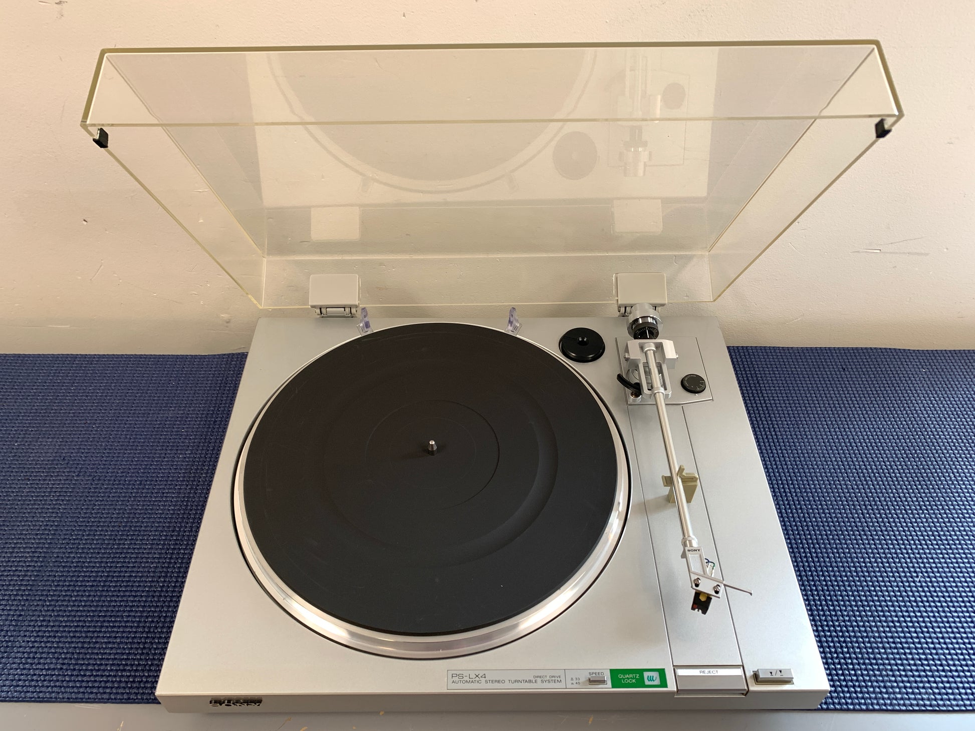 Sony PS-LX4 Direct Drive Turntable 1981 Stanton Cartridge