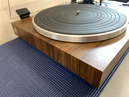 Realistic LAB290 Belt Drive Turntable