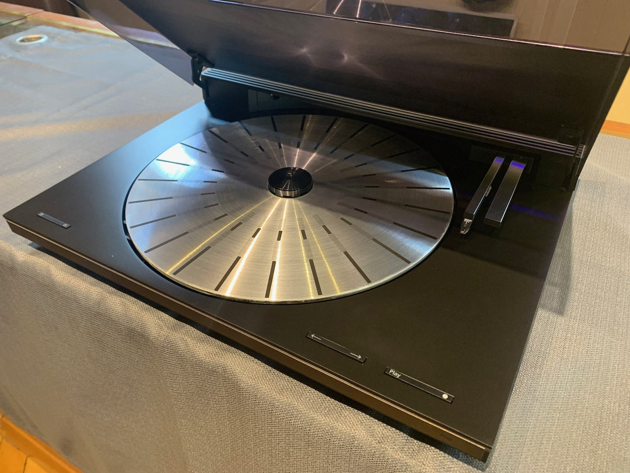 Bang & Olufsen Beogram 9000 * Linear Tracking Turntable with MMC2 Cartridge