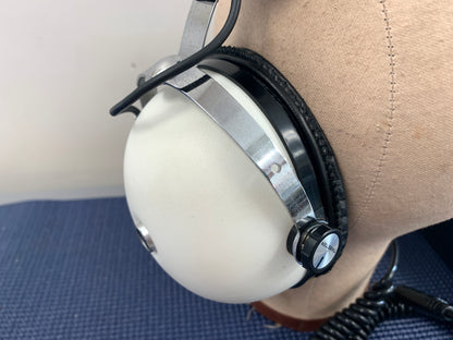 Pioneer SE-50 Stereo headphones * Original Case